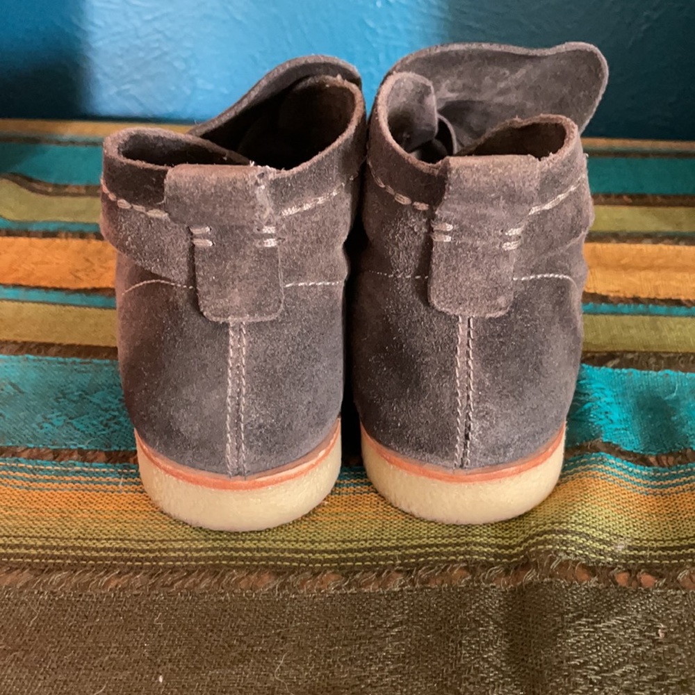 Dolce Vita Gray Suede Ankle Booties - Picture 3 of 6